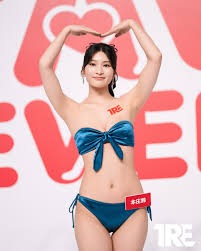 本庄玲_独家曝光甜美偶像大尺度写真泄密74张珍藏