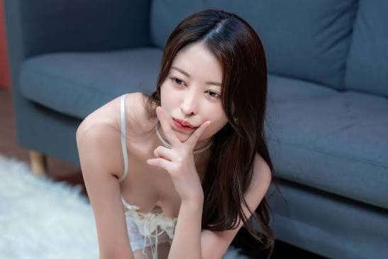 森日向子_全网炸锅优雅女神私房照外流80张