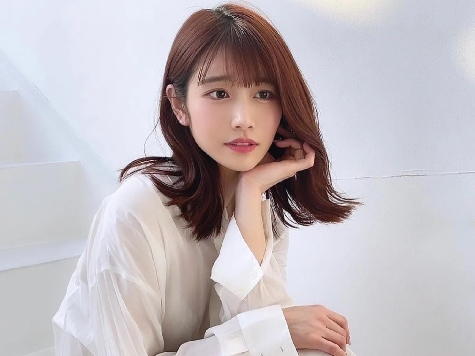 白峰美羽_知性女神大尺度写真遭泄密72张