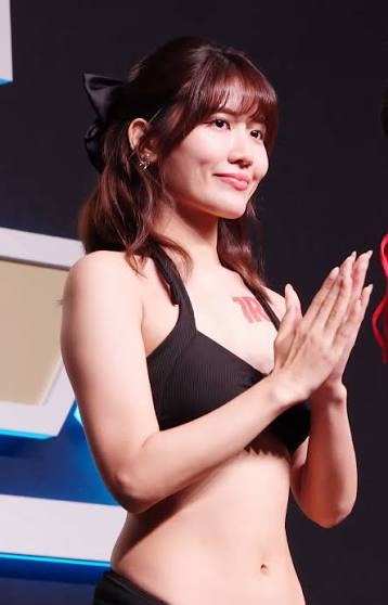 神宫寺奈绪_熟女天花板私密写真外泄69张